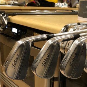 Titleist 714 CB/MB Combo Set: 4&5i CBs/6-PW MBs